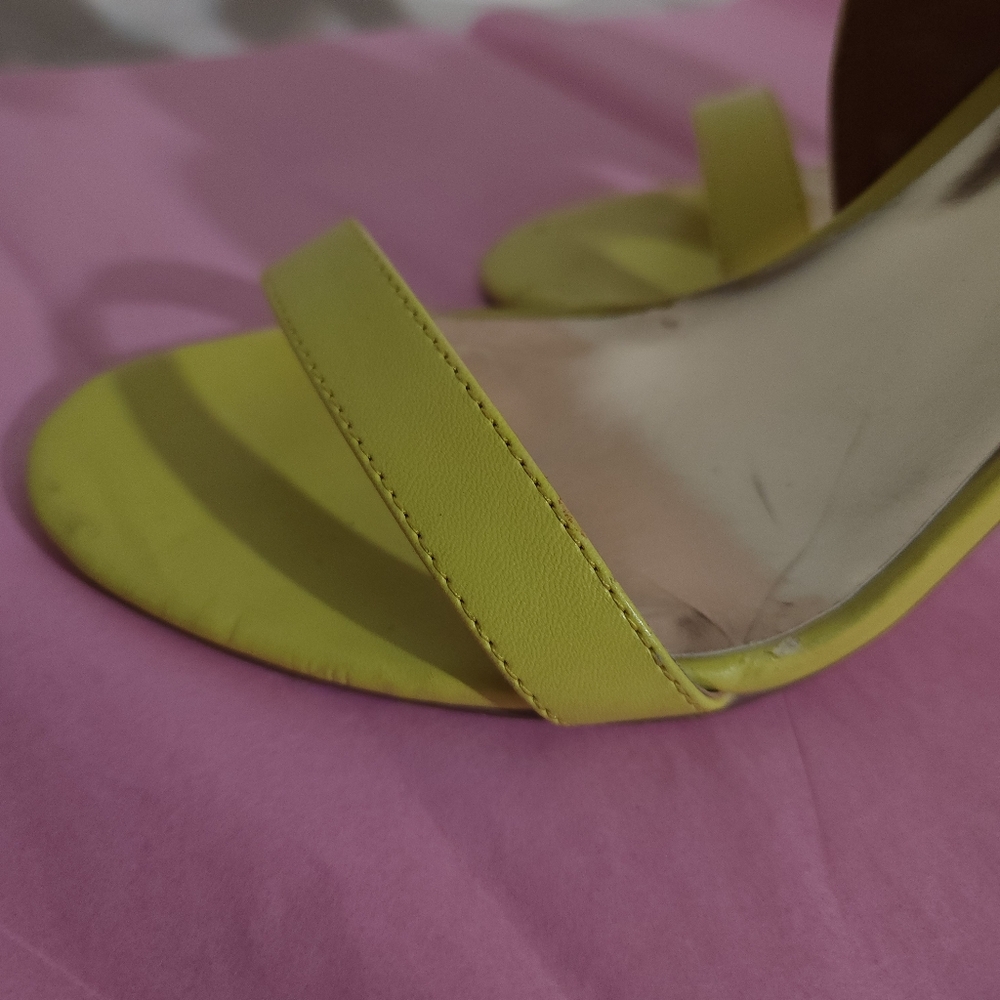 Bebe Yellow and White Stiletto Heels with Ankle Strap 7M - Picture 6 of 12
